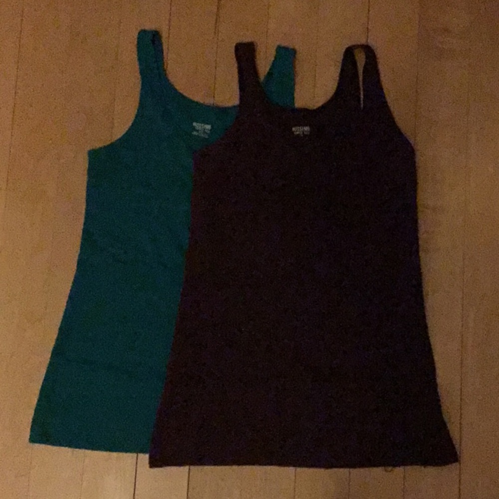 Mossimo teal and plum patterned tank tops